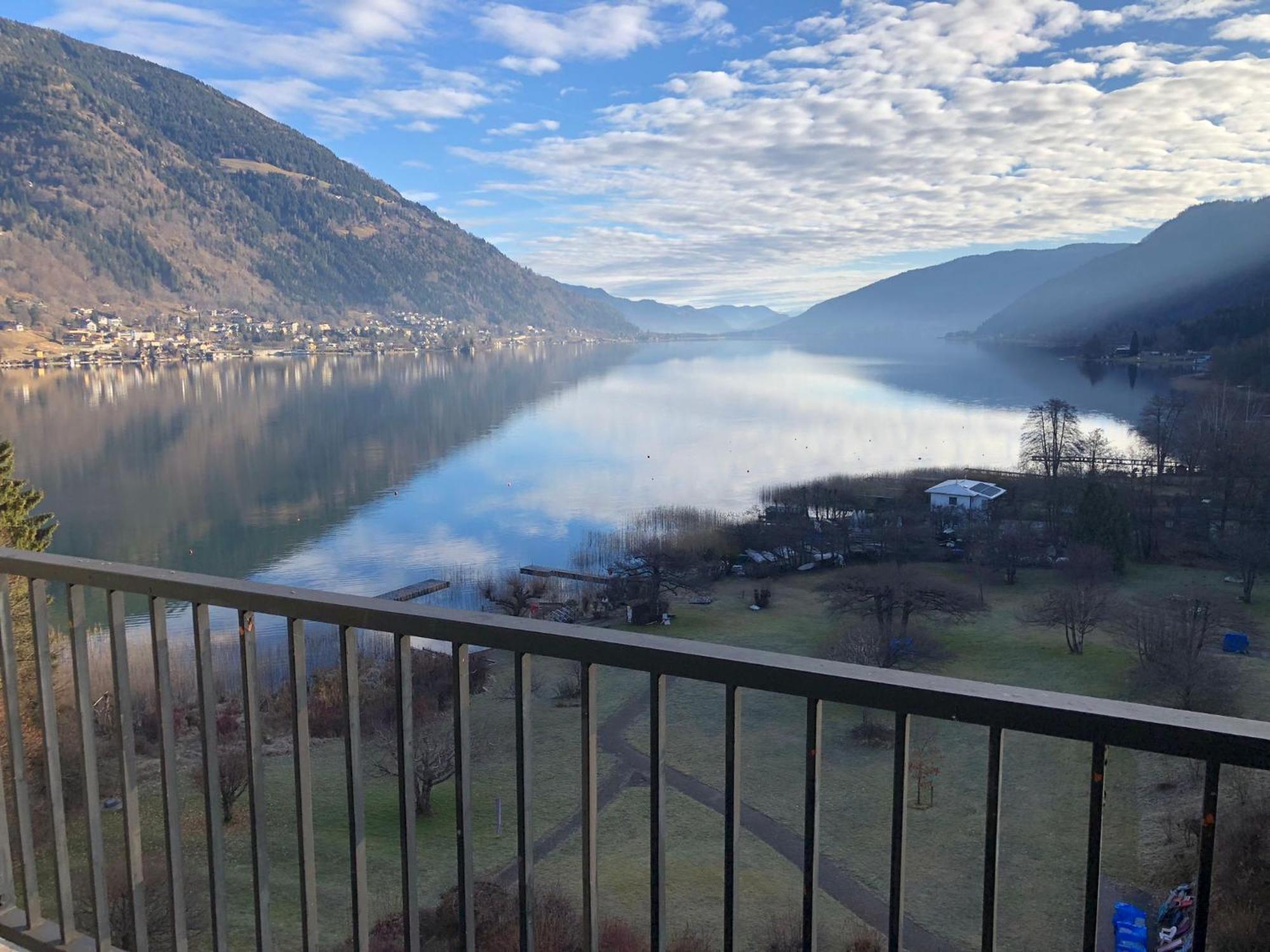 Appartement Mit Seeblick Am Ossiacher See Villach Eksteriør bilde
